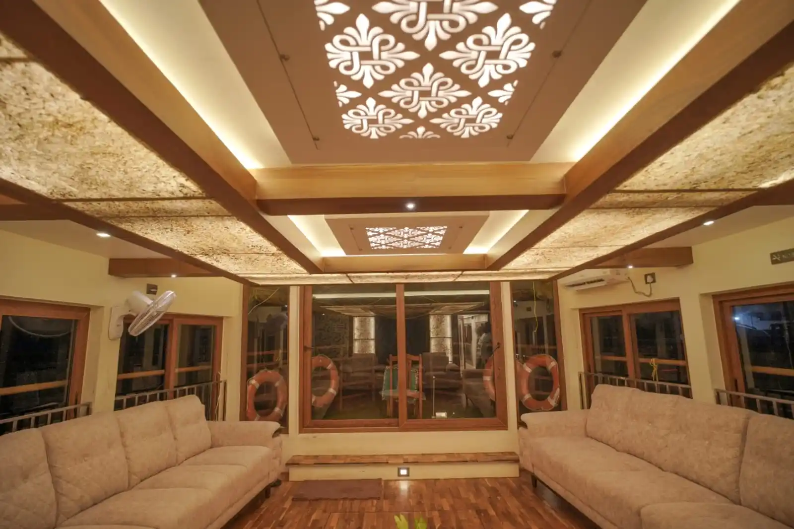 houseboat living area